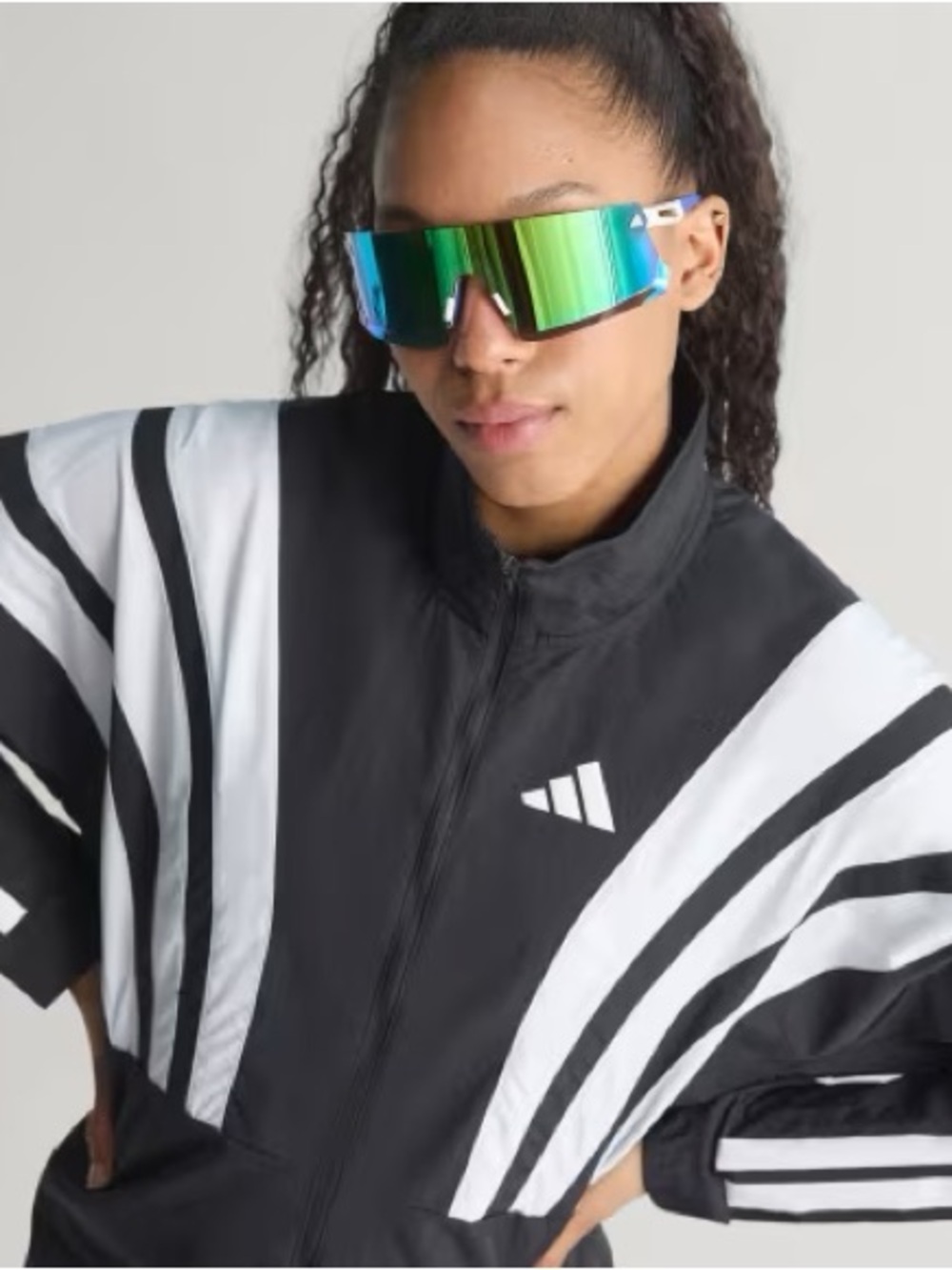 Adidas ADIZERO ARCHIVE RUNNING Jacket - Picture 6 of 7